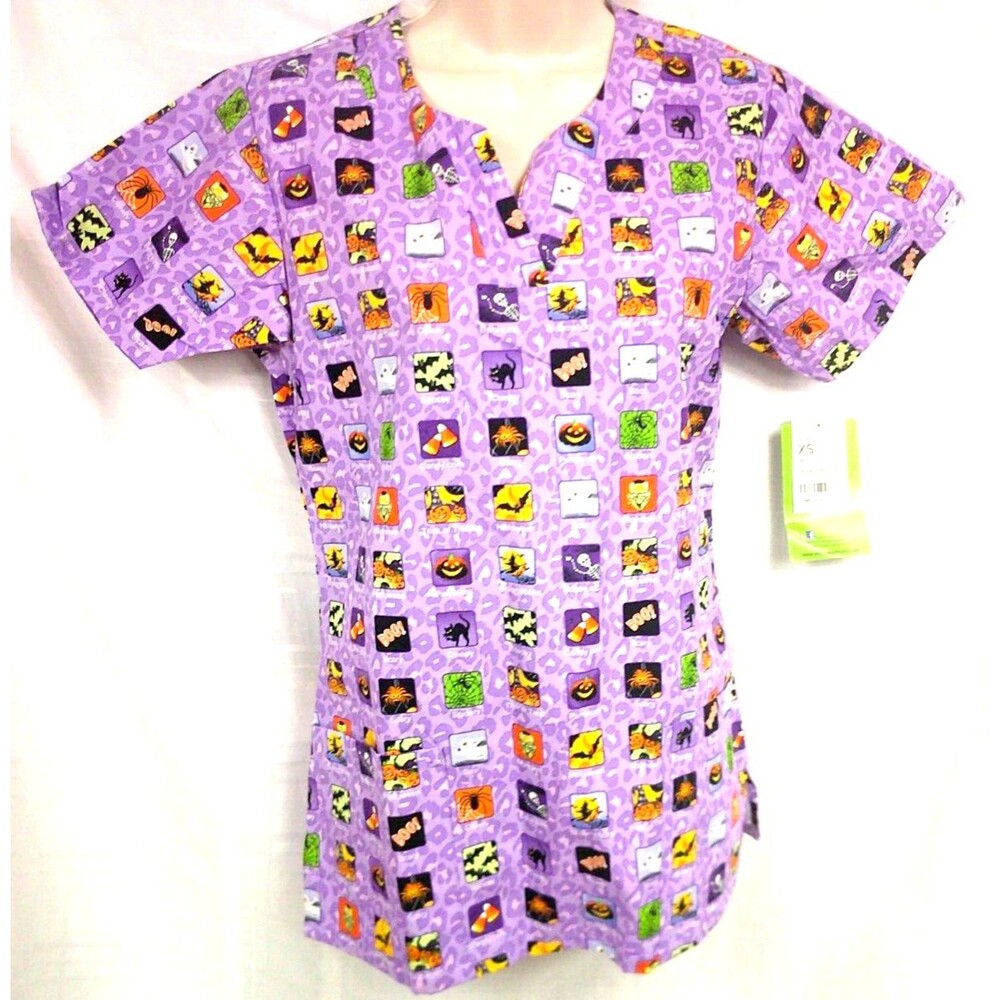 Bring It On V Neck Scrub Top Halloween Spooky App Purple 2 Pockets Size XS New